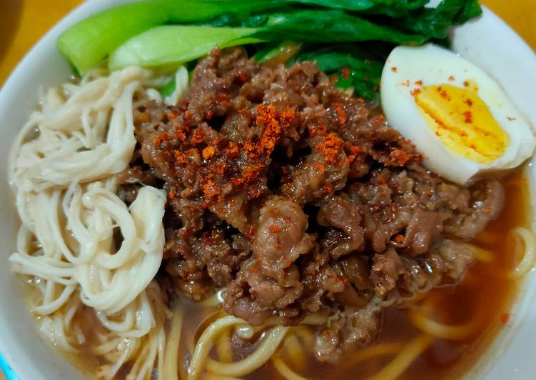 Langkah Mudah untuk Membuat Beef Ramen ala rumah ????, Enak