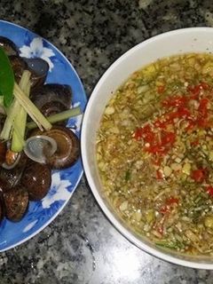 Hình của món Ốc hấp gừng sả.