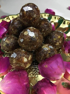 A picture of ♥♣♥ Dates & Dry Fruit Ladoo♥♣♥.