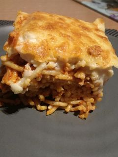 Tepsis spagetti recept fotója