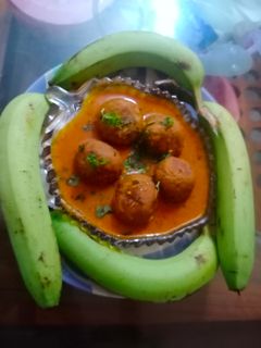 કાચા કેળા કોફતા (Raw banana kofta Recipe in Gujarati) રેસીપી મુખ્ય ફોટો