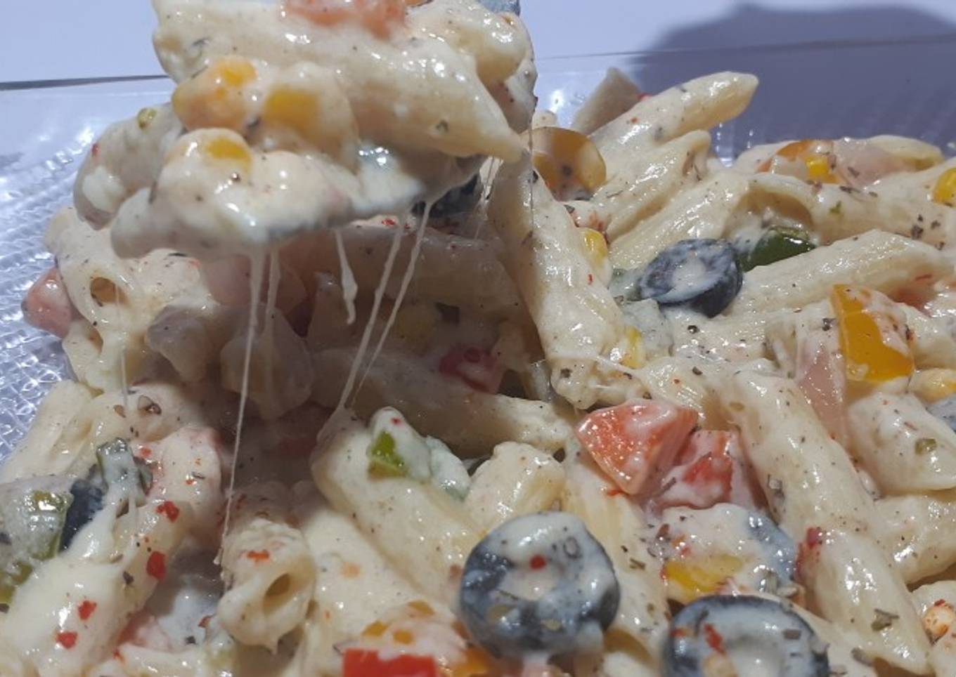 White sauce pasta