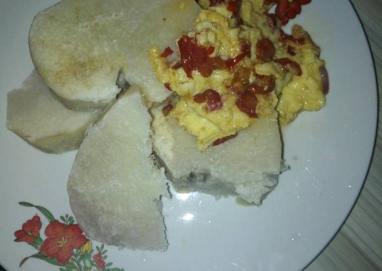 Yam and egg sauce
