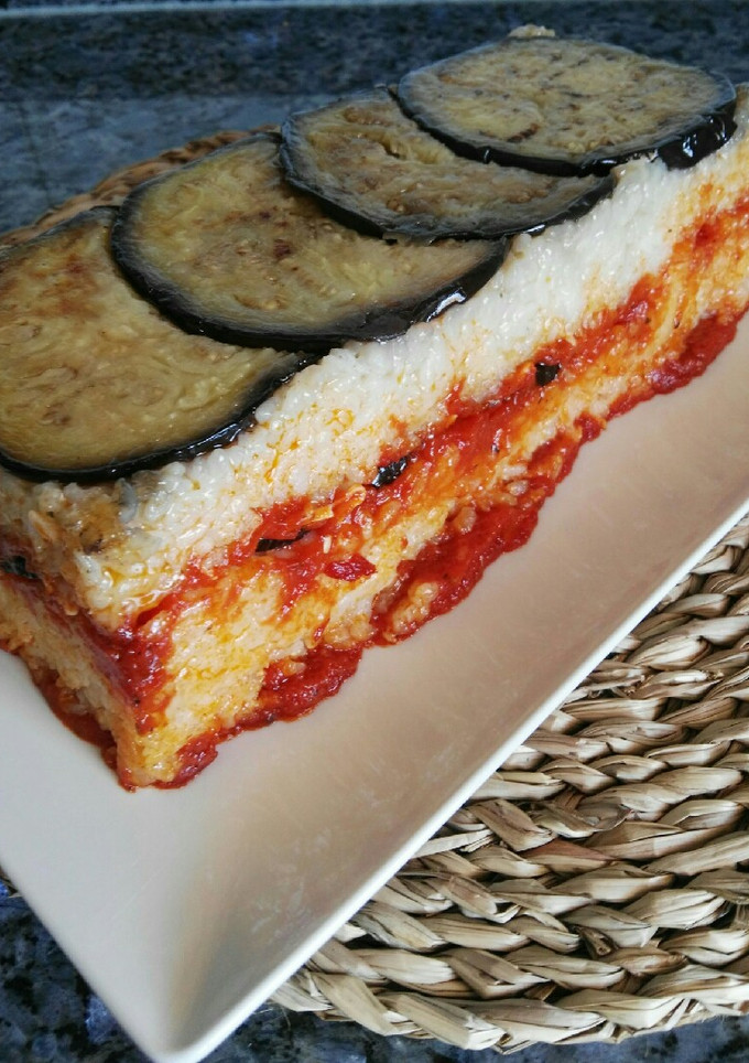 Una foto de Pastel de arroz y berenjena