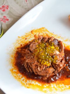 Una foto de Codillo en salsa