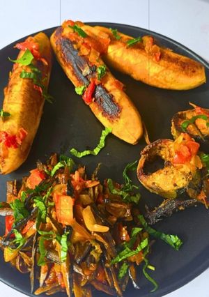 A picture of Delicious Quick Peppered Sauce Paired with Plantain & Fish.