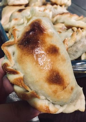 Una foto de Tapas de empanadas fáciles y ricas 🥟