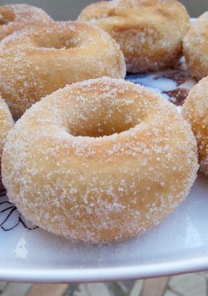 A picture of Cinnamon donuts.