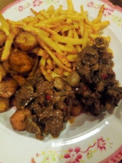 A picture of Kidney/heart sauce.