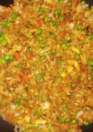Una foto de Arroz tres delicias