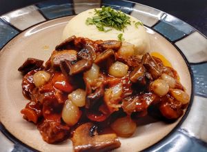 Una foto de Boeuf Bourguignon de Julia Child