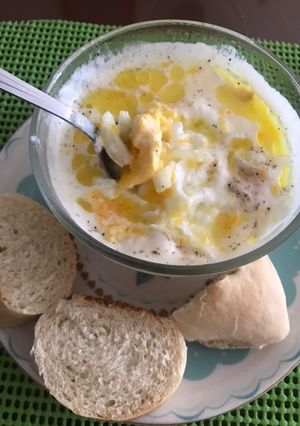 Una foto de Caldo de huevo receta de la abuela