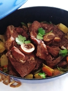 Foto de Ossobuco de Vitela com Legumes