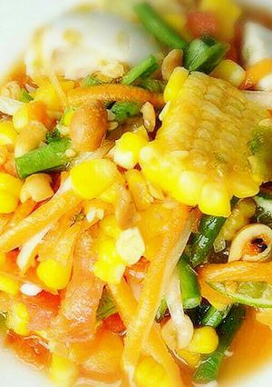 รูปของ ตำข้าวโพดหวานไข่เค็ม