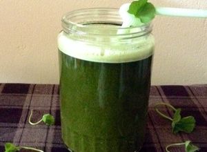 Hình của món Sinh tố RAU MÁ đậu xanh.