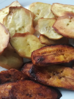 A picture of Fried plantain and fried sweet potatoes.