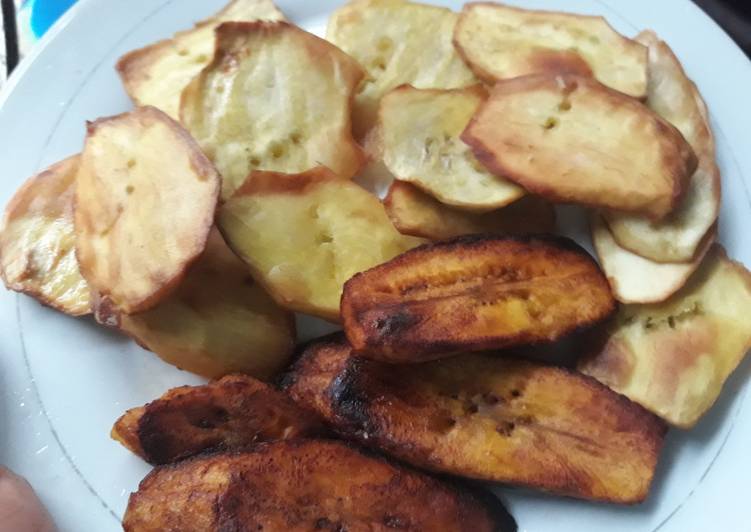 Step-by-Step Guide to Prepare Quick Fried plantain and fried sweet potatoes