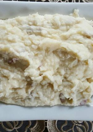 Una foto de Puré de papas moradas con mantequilla