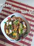 Mie Tahu dengan Kuah Petis