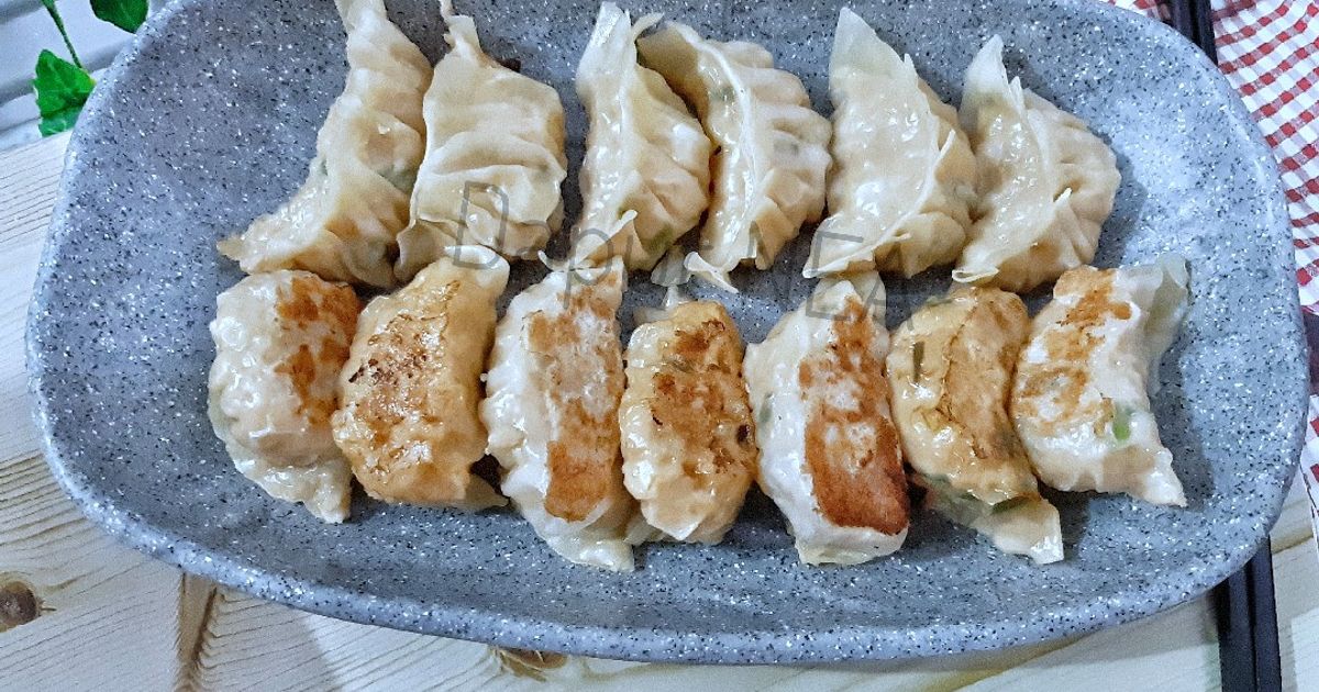 Resep Yaki Gyoza Jepang oleh Dapur NEA - Cookpad