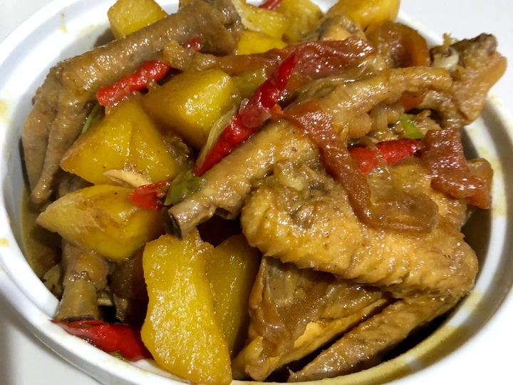 Langkah Mudah untuk Membikin Resep Semur ayam,kentang dan ceker yang Bisa Manjain Lidah Anti Ribet, Menggugah Selera