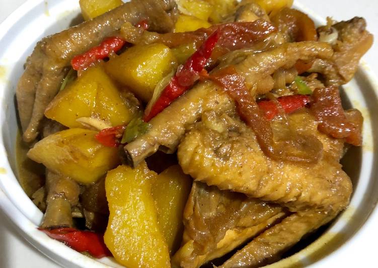 Semur ayam,kentang dan ceker