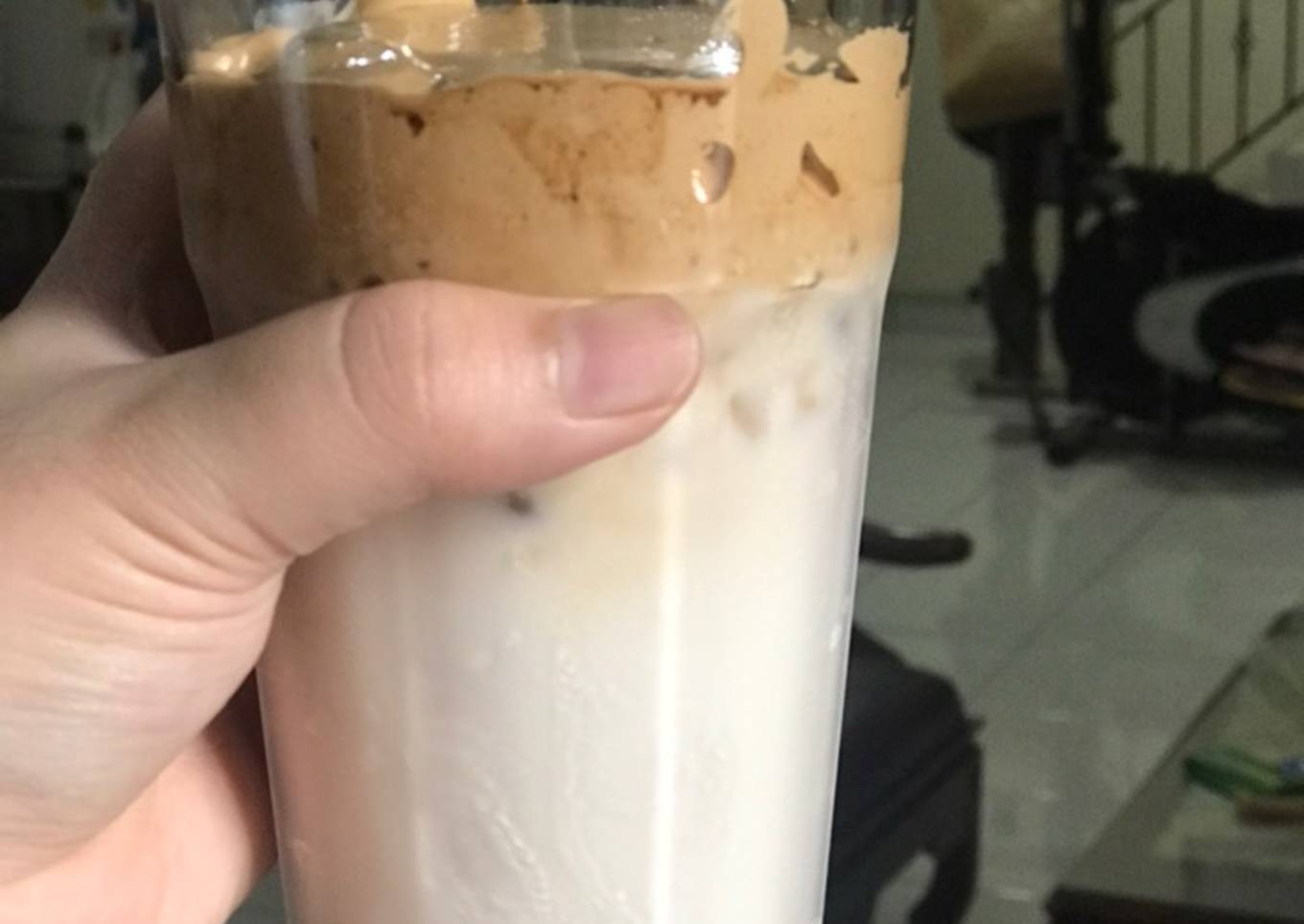 Dalgona coffe