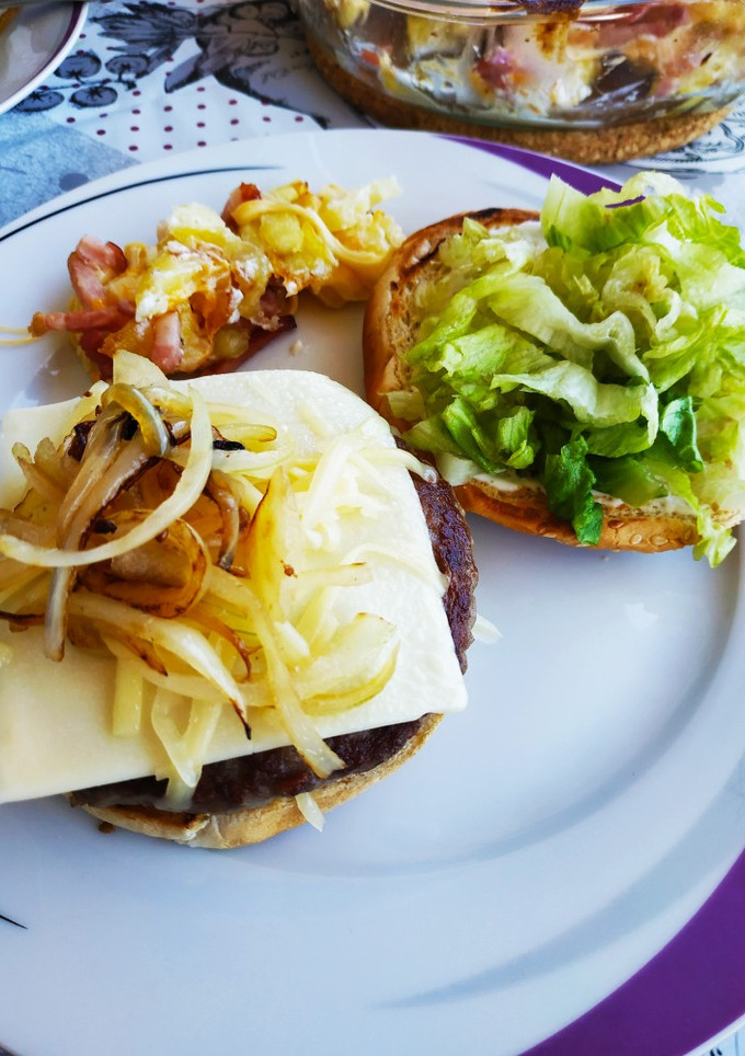 Una foto de Cheeseburger 🤤 🤤 🤤