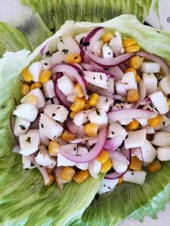 Una foto de Ceviche de pota peruano