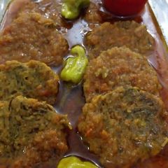 A picture of Patoray (podenay aur palak ke sath).