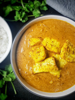A picture of Goan fish curry.