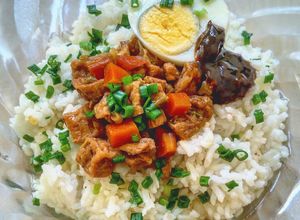 Foto resep Bakmoy Ayam Ekonomis + Sambel Petis