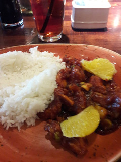 Una foto de Pollo a la naranja a la mexicana