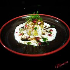 A picture of Dahi Vada.