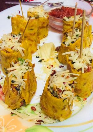 A picture of Stuffed veggie cheese roll.