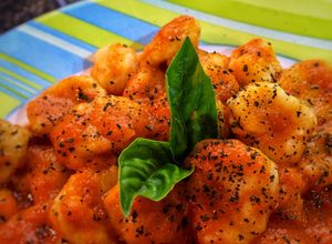 Una foto de Gnocchi Ñoquis de Plátano Maduro con Salsa #lacocinadegiri