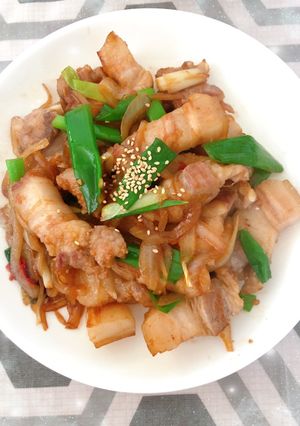 蔥爆五花肉 的食譜成品照片