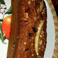 A picture of Banana and oats bread.