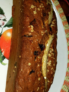 A picture of Banana and oats bread.