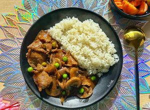 صورة لوصفة لحم بصوص ديمي جلاس Hayashi Rice 🇯🇵