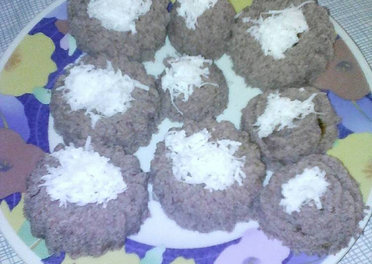 Tiwul Aneka Bunga by: Erni Hartanti.Amdπππ