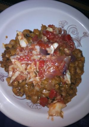 A picture of Beans and cabbage source.