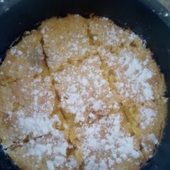 A picture of Lemon bars.