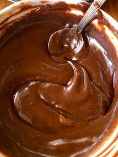 Una foto de Lustre de chocolate 🍫 con 4 ingredientes