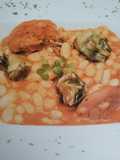 Judías blancas con codillo y alcachofas