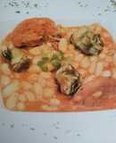 Judías blancas con codillo y alcachofas