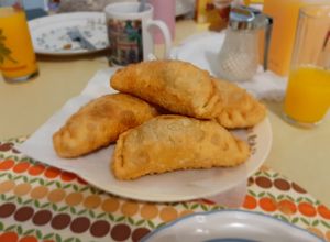 Una foto de Empanadas de pino fritas