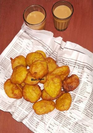A picture of TEL PITHA or GHILA PITHA or BOR PITHA.