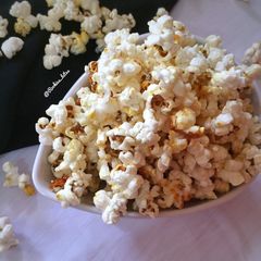 A picture of Crunchy Pop corn.