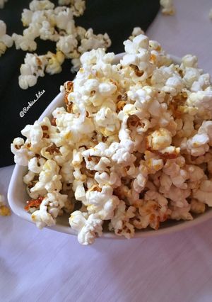 A picture of Crunchy Pop corn.